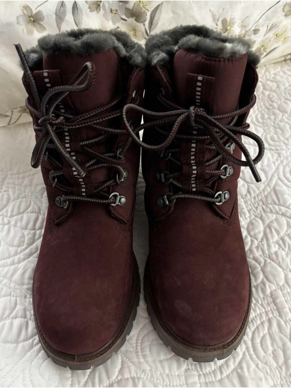 Timberland Puffer Burgundy Winter Lace-Up Boots with Faux Fur Trim